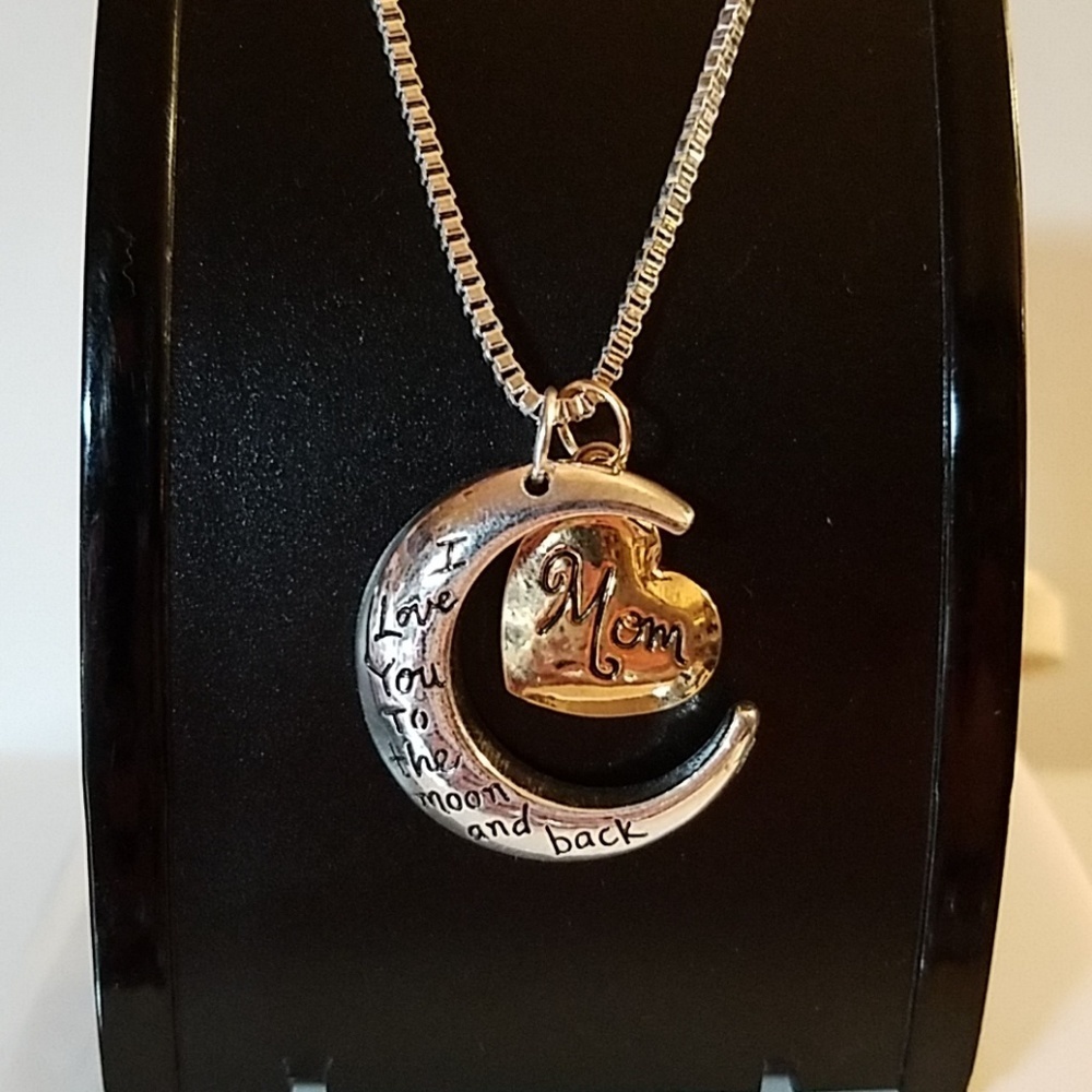 I Love You To The Moon & Back Silver Tone Chain Mom